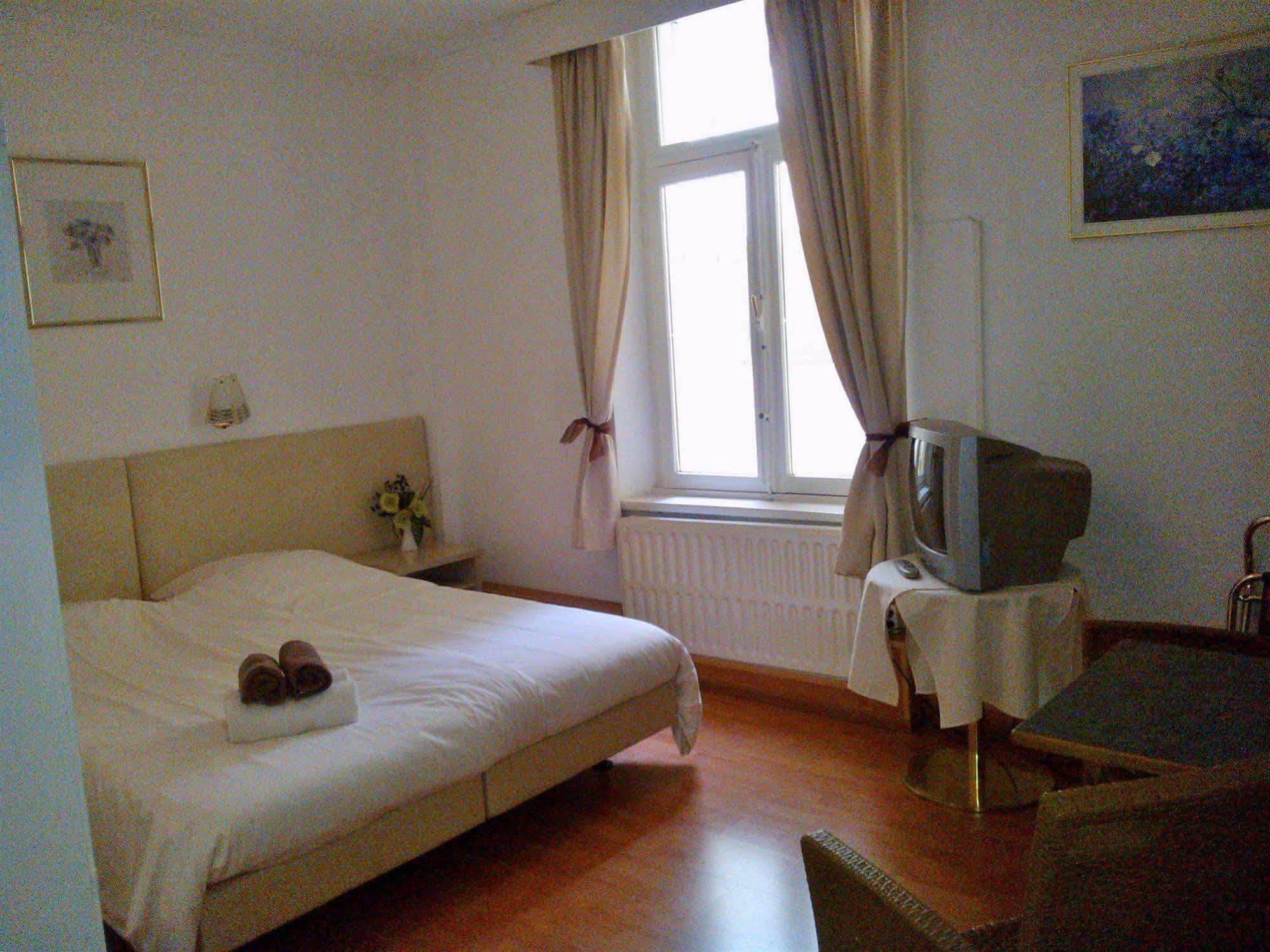Hotel Ziza à Valkenburg aan de Geul Extérieur photo