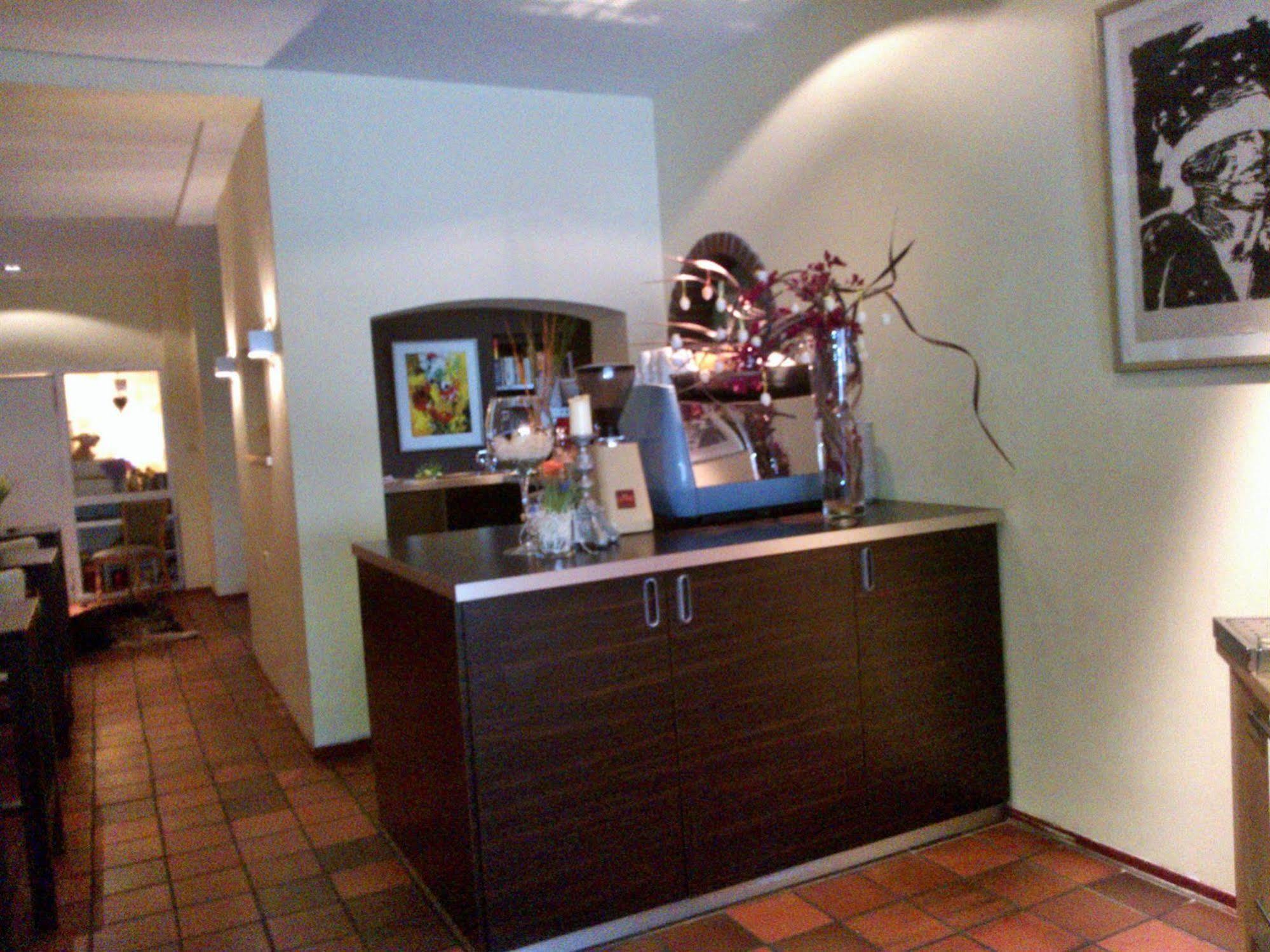 Hotel Ziza à Valkenburg aan de Geul Extérieur photo